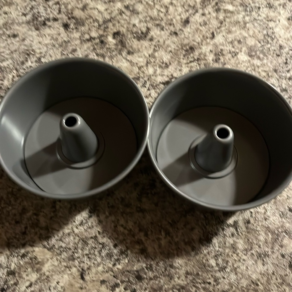 2 Mini Bunt Cake Pans